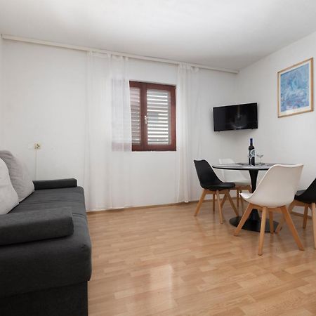 Apartments Family Roso Промайна Екстериор снимка