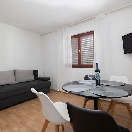 Apartments Family Roso Промайна Екстериор снимка