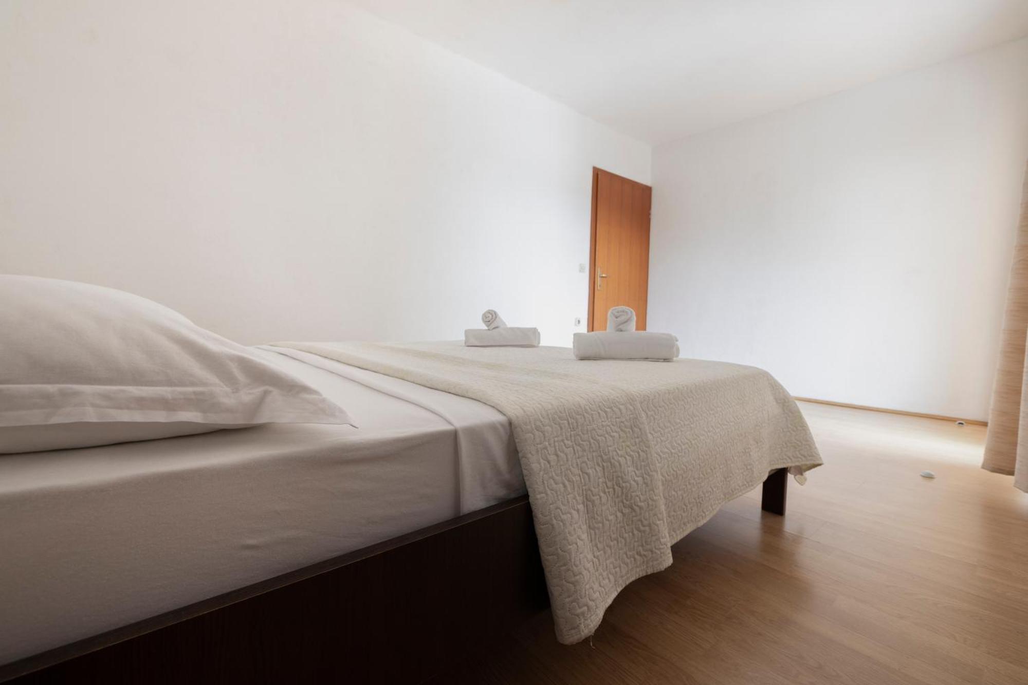 Apartments Family Roso Промайна Екстериор снимка