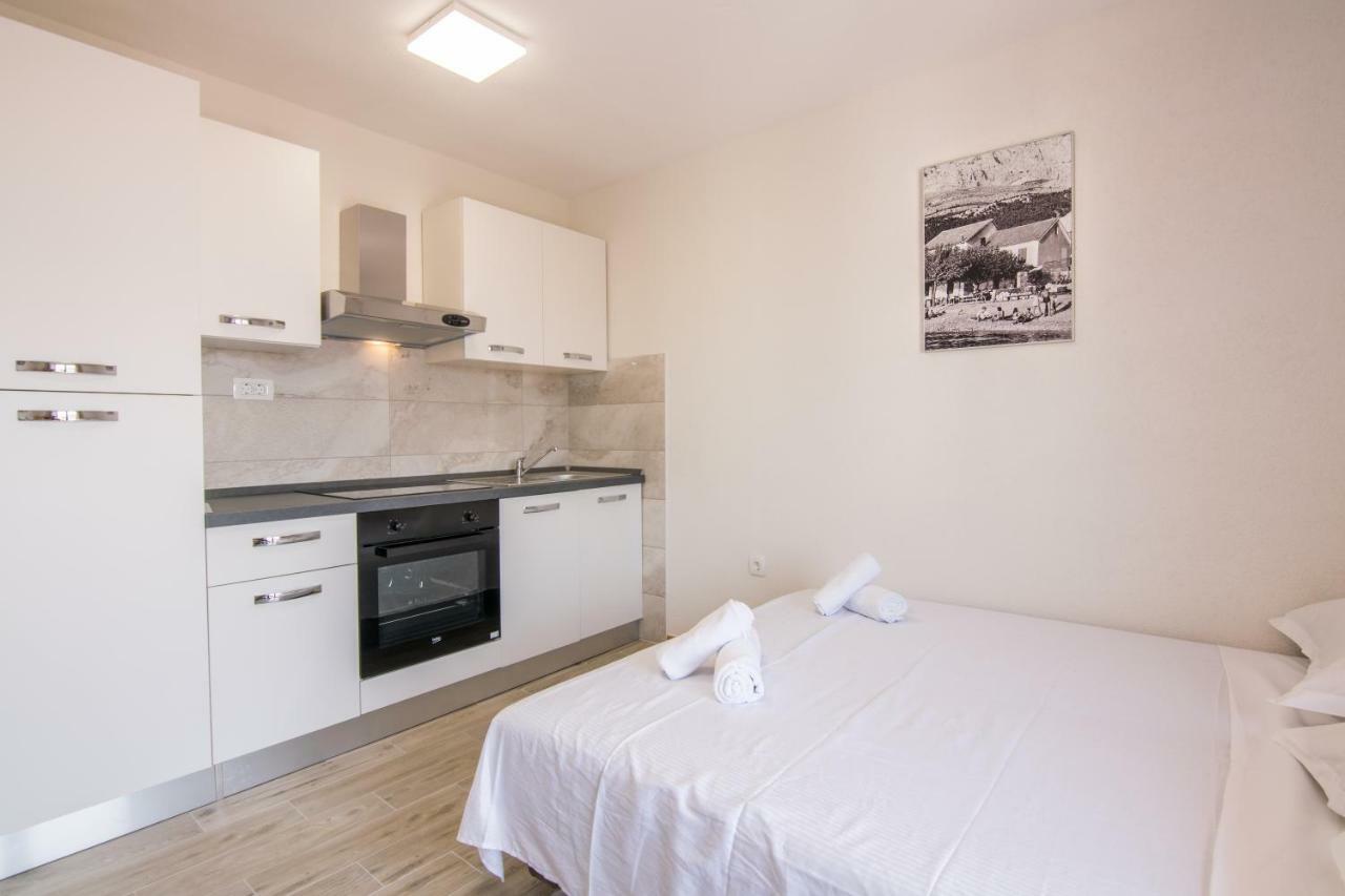 Apartments Family Roso Промайна Екстериор снимка